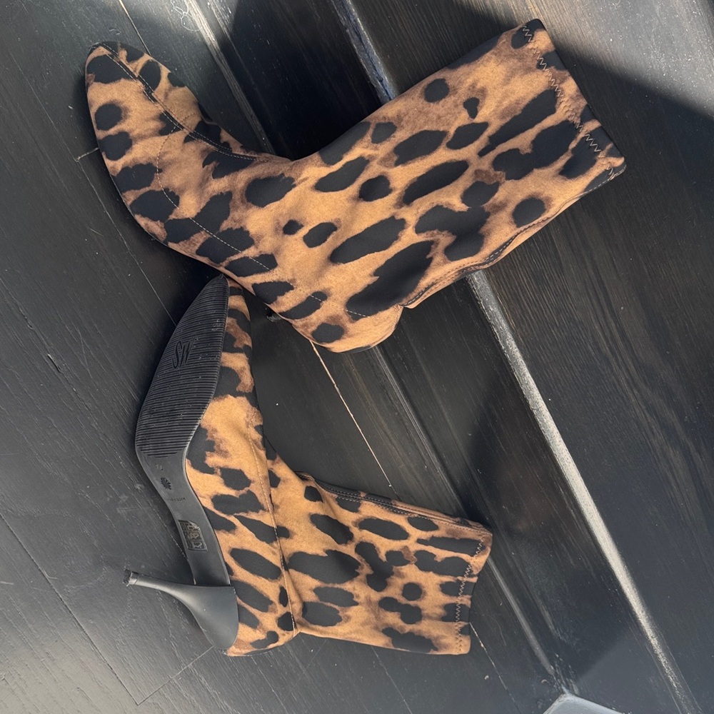Stuart Weiztman Leopard Print Heeled Sock Boots